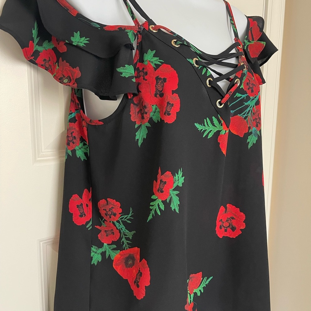 Express Top - Picture 2 of 6